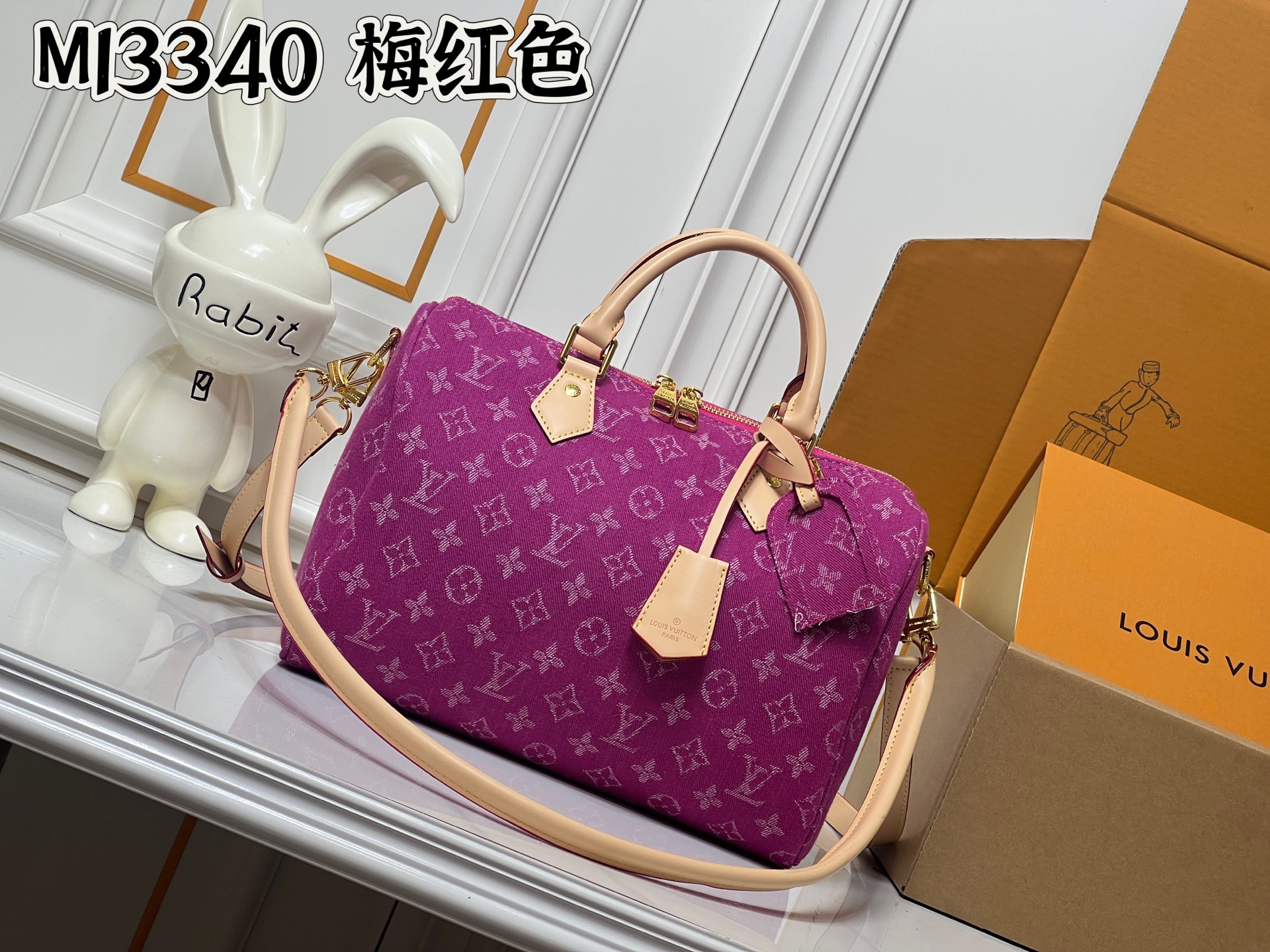 Louis Vuitton LV Classic Handbag Premium Canvas Silver Hardware Daily Use Luxury Handbag